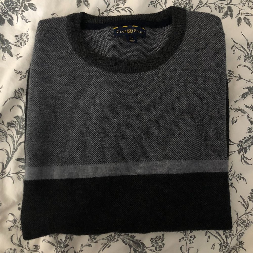 2 for $20 ❤️ Club Room Sweater